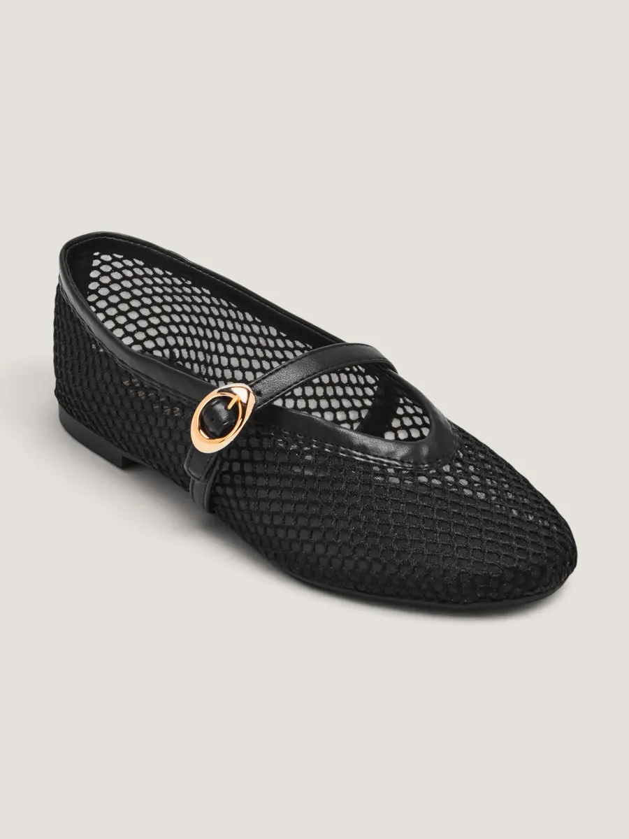 Sapatilha Feminina Tela Com Fivela Anacapri Preto Liso 37